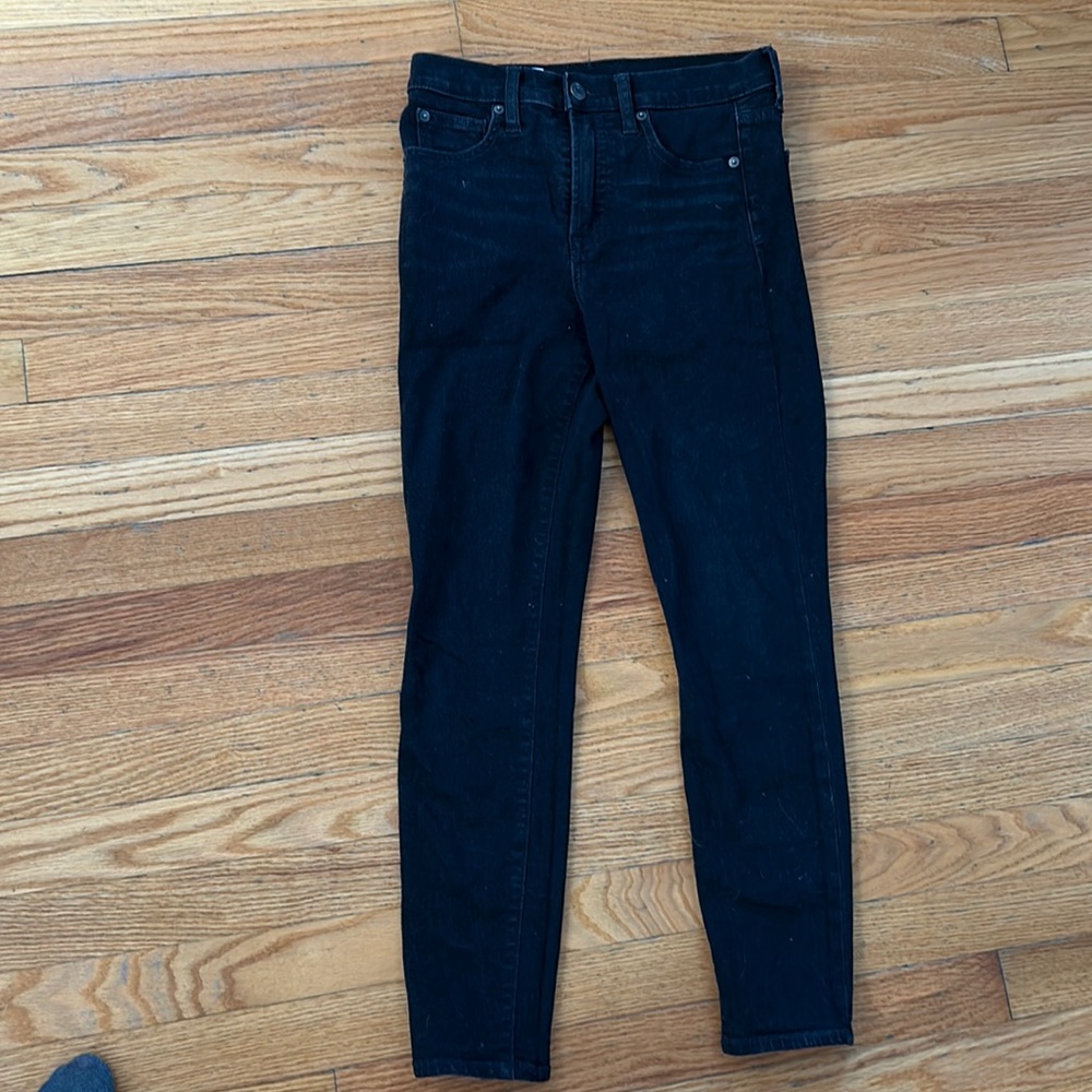 Gap Black Skinny Jeans size 27